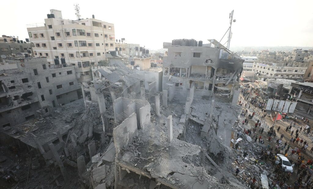 Förstörda byggnader i Gaza 2023.